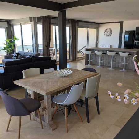 Un appartement face à la mer, en plein centre de Valras