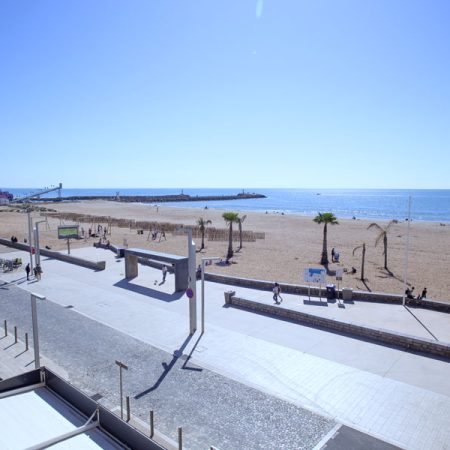 Un appartement face à la mer, en plein centre de Valras